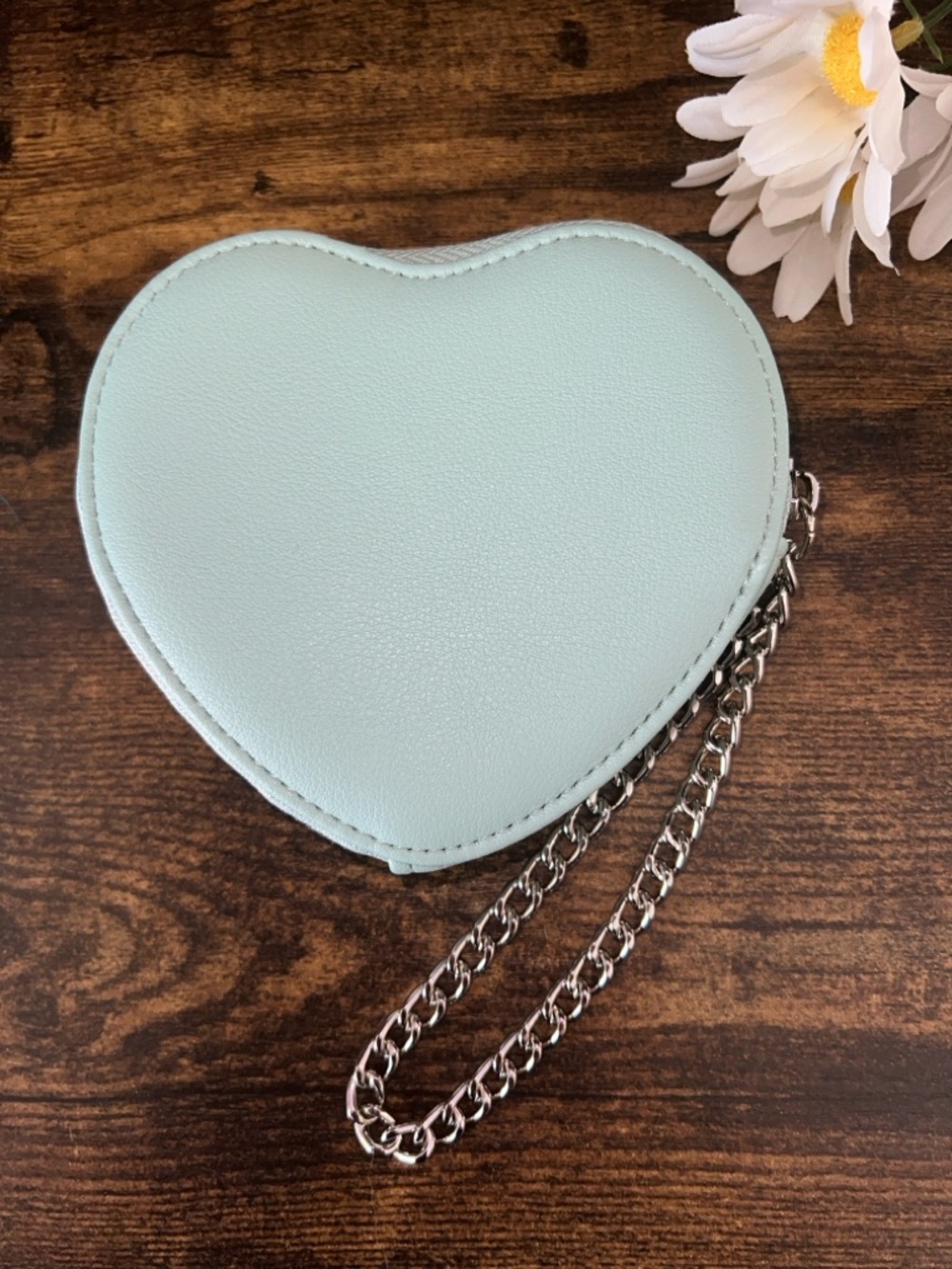 NWOT Juicy Couture Pastel Aqua Heart Wristlet with Rhinestone and Pearl Logo - Picture 2 of 5